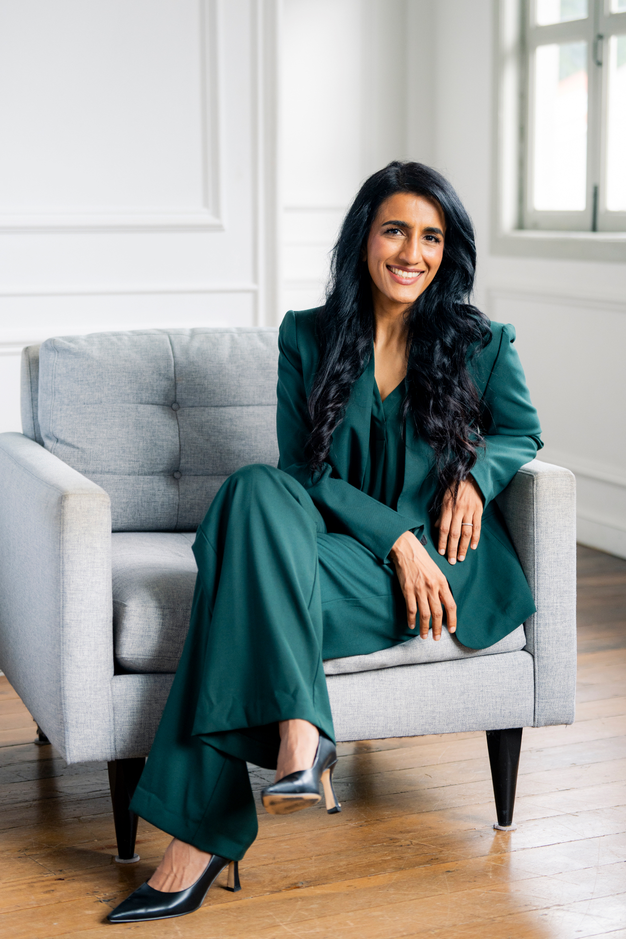 Dr. Ayesha Khanna